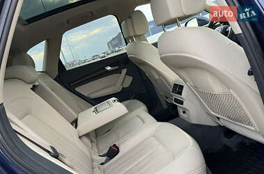 Внедорожник / Кроссовер Audi Q5 2017 в 