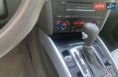 Внедорожник / Кроссовер Audi Q5 2011 в 