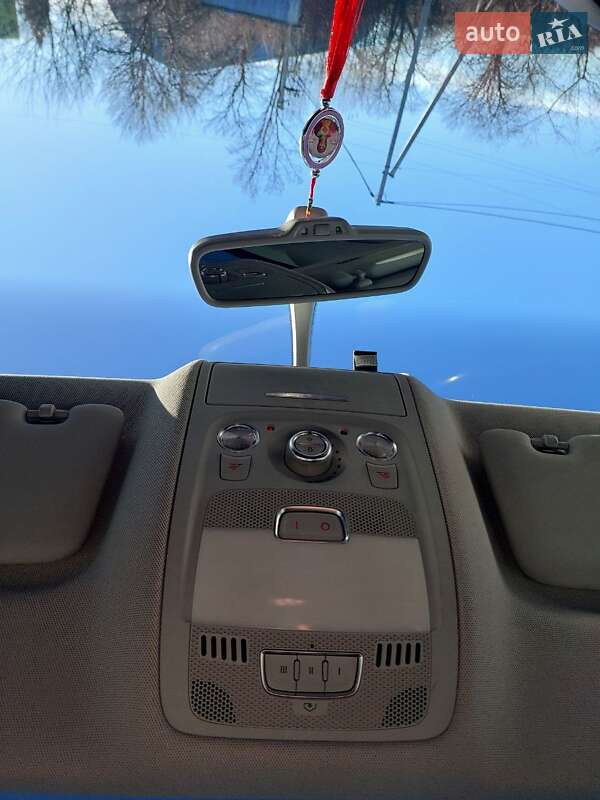 Внедорожник / Кроссовер Audi Q5 2014 в Трускавце