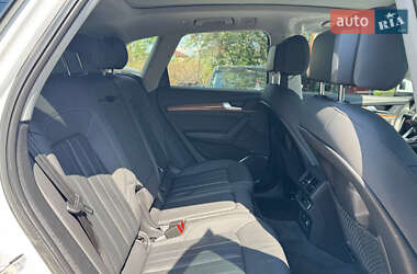 Внедорожник / Кроссовер Audi Q5 2021 в 