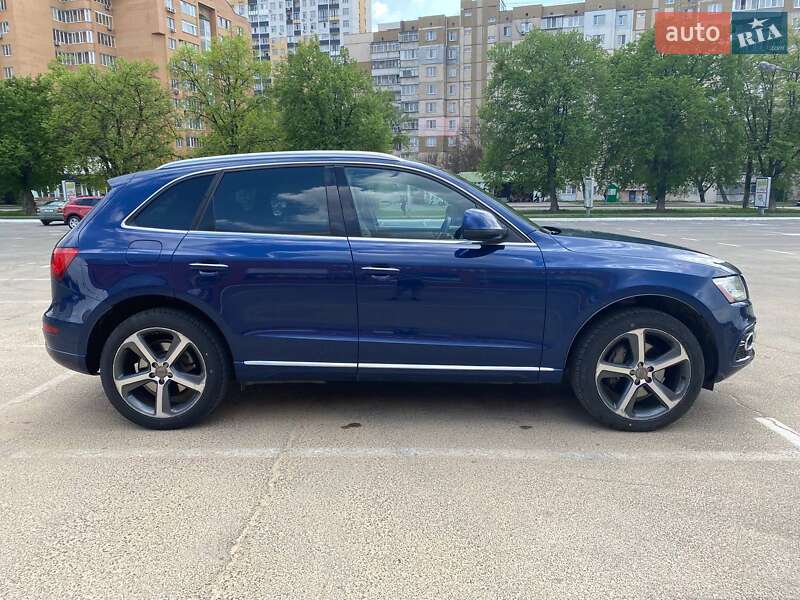 Позашляховик / Кросовер Audi Q5 2014 в Києві