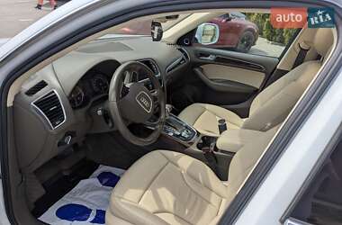 Позашляховик / Кросовер Audi Q5 2012 в 