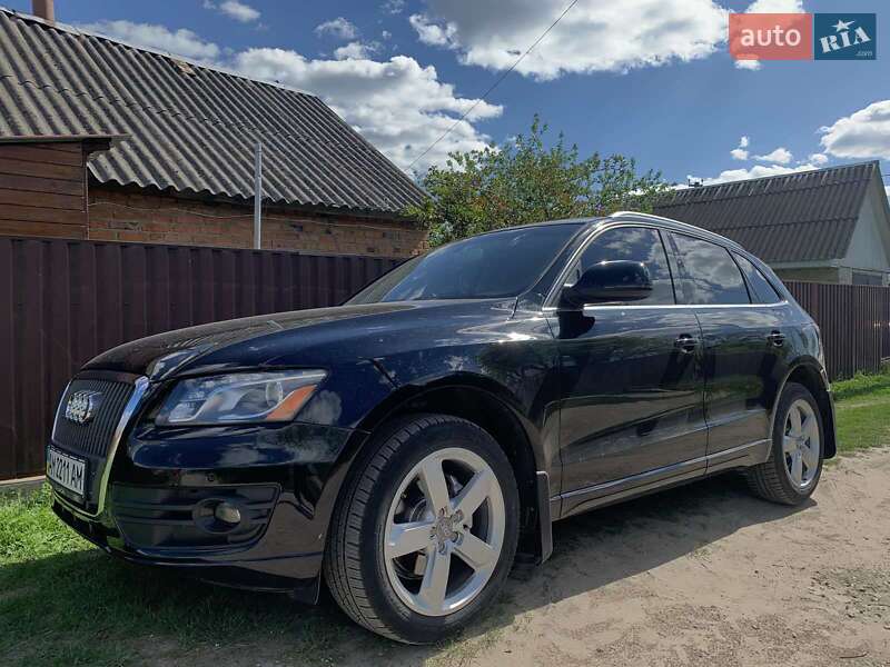 Внедорожник / Кроссовер Audi Q5 2011 в 