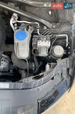 Внедорожник / Кроссовер Audi Q5 2011 в 