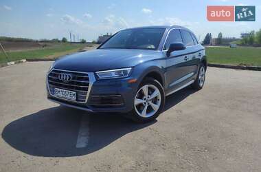 Позашляховик / Кросовер Audi Q5 2017 в 