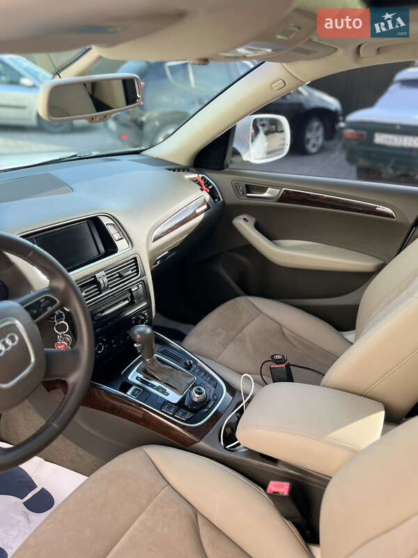 Внедорожник / Кроссовер Audi Q5 2012 в Хотине фото 4 Внедорожник / Кроссовер Audi Q5 2012 в Хотине