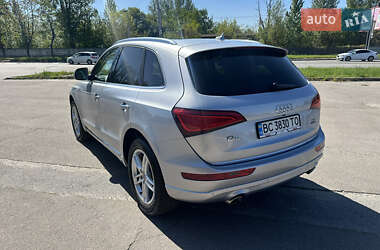 Внедорожник / Кроссовер Audi Q5 2015 в 