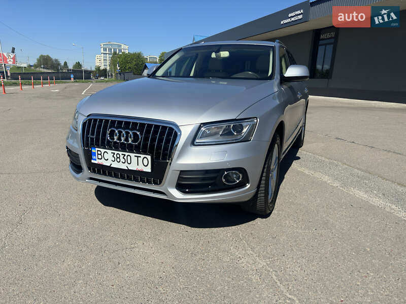 Позашляховик / Кросовер Audi Q5 2015 в Львові