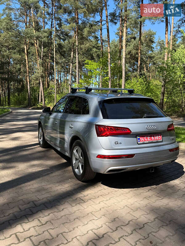 Позашляховик / Кросовер Audi Q5 2018 в Новояворівську