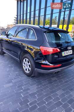 Внедорожник / Кроссовер Audi Q5 2010 в 