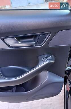 Внедорожник / Кроссовер Audi Q5 2010 в 