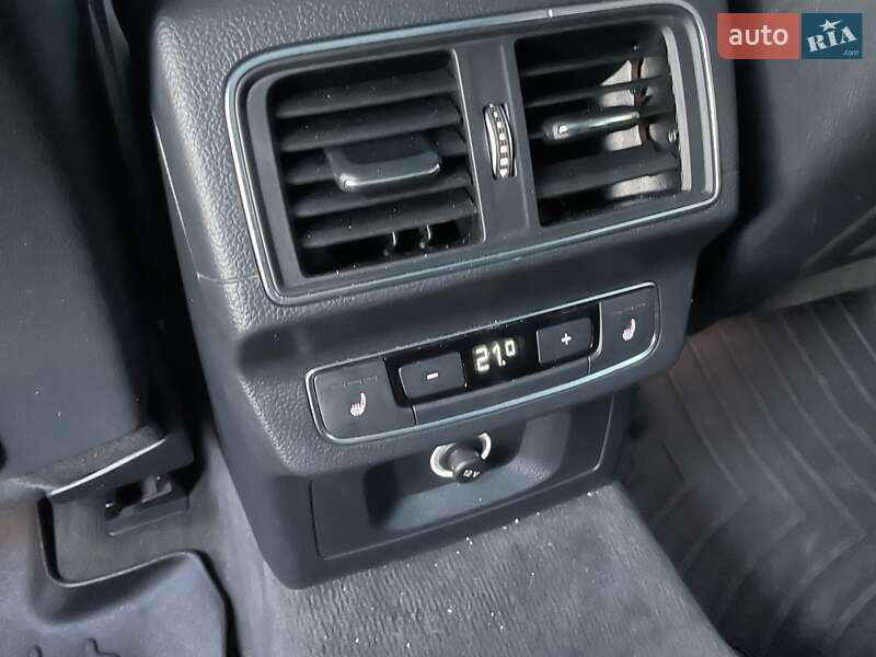 Позашляховик / Кросовер Audi Q5 2018 в Луцьку