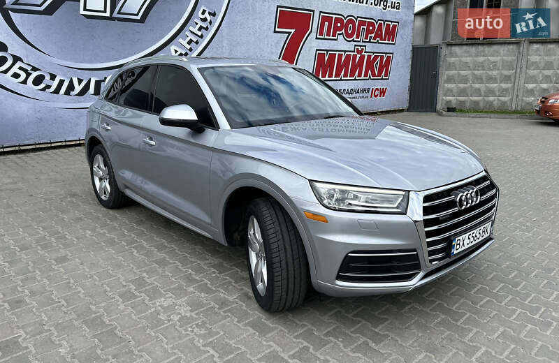 Внедорожник / Кроссовер Audi Q5 2017 в Хмельницком