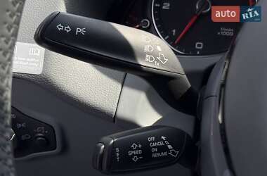 Внедорожник / Кроссовер Audi Q5 2015 в 