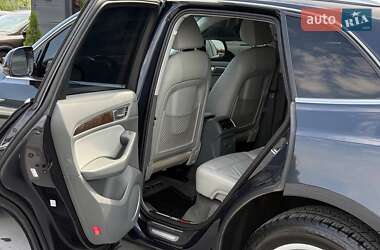 Внедорожник / Кроссовер Audi Q5 2015 в 
