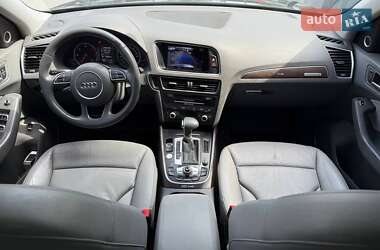 Внедорожник / Кроссовер Audi Q5 2015 в 