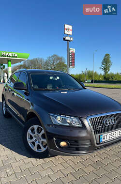 Внедорожник / Кроссовер Audi Q5 2010 в 