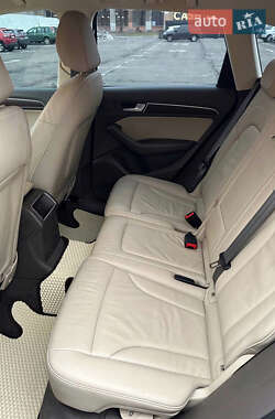 Внедорожник / Кроссовер Audi Q5 2015 в 