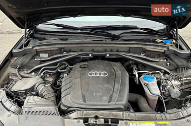 Внедорожник / Кроссовер Audi Q5 2015 в 