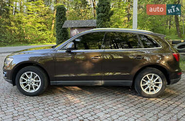 Внедорожник / Кроссовер Audi Q5 2011 в 