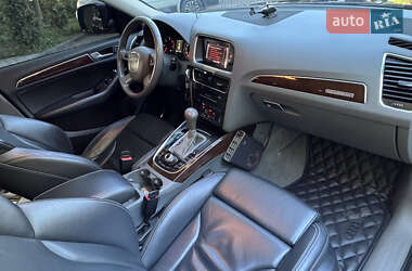 Внедорожник / Кроссовер Audi Q5 2011 в 