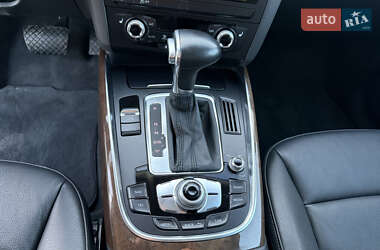 Позашляховик / Кросовер Audi Q5 2016 в 