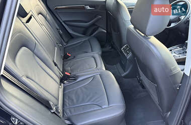Позашляховик / Кросовер Audi Q5 2016 в 
