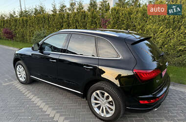 Позашляховик / Кросовер Audi Q5 2016 в 