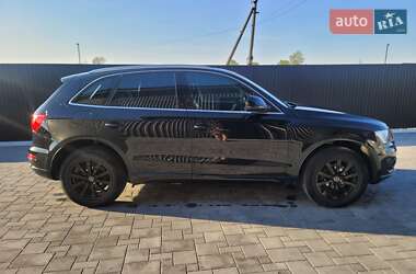 Внедорожник / Кроссовер Audi Q5 2011 в 