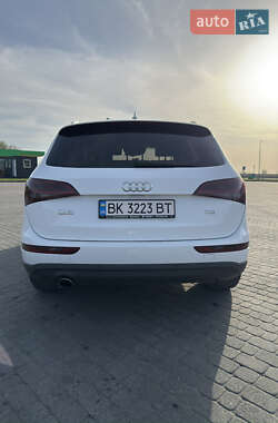 Внедорожник / Кроссовер Audi Q5 2013 в 