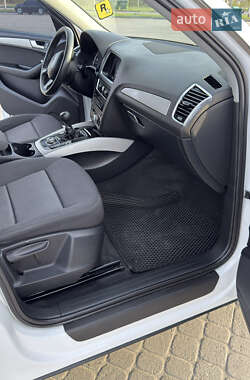 Внедорожник / Кроссовер Audi Q5 2013 в 