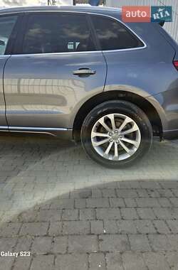 Позашляховик / Кросовер Audi Q5 2016 в 