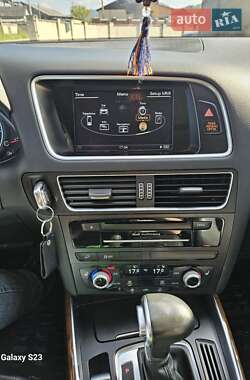 Позашляховик / Кросовер Audi Q5 2016 в 