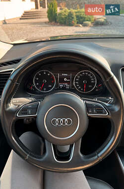 Внедорожник / Кроссовер Audi Q5 2015 в 