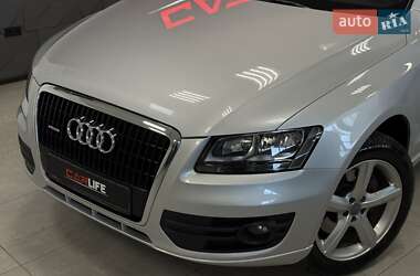 Внедорожник / Кроссовер Audi Q5 2011 в 