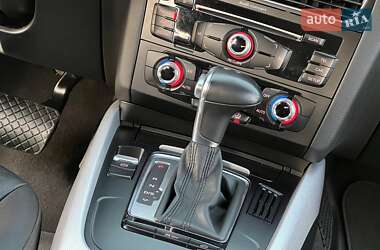 Позашляховик / Кросовер Audi Q5 2015 в 