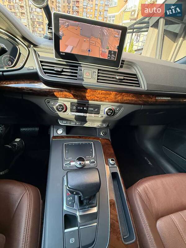 Внедорожник / Кроссовер Audi Q5 2017 в Киеве