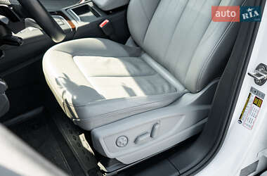 Внедорожник / Кроссовер Audi Q5 2018 в 