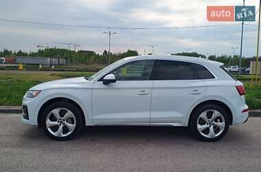Позашляховик / Кросовер Audi Q5 2020 в 
