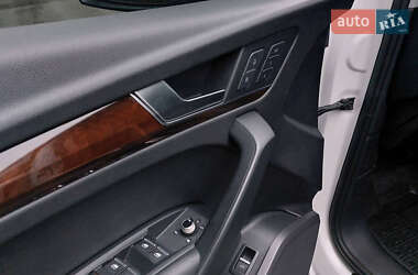 Внедорожник / Кроссовер Audi Q5 2017 в 