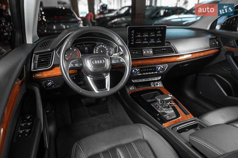 Внедорожник / Кроссовер Audi Q5 2021 в Одессе