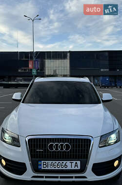 Внедорожник / Кроссовер Audi Q5 2012 в 