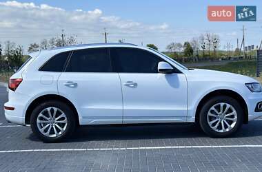 Внедорожник / Кроссовер Audi Q5 2014 в 