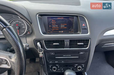 Позашляховик / Кросовер Audi Q5 2011 в 