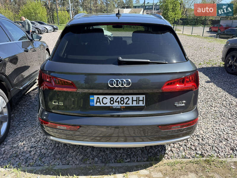 Внедорожник / Кроссовер Audi Q5 2017 в Киеве