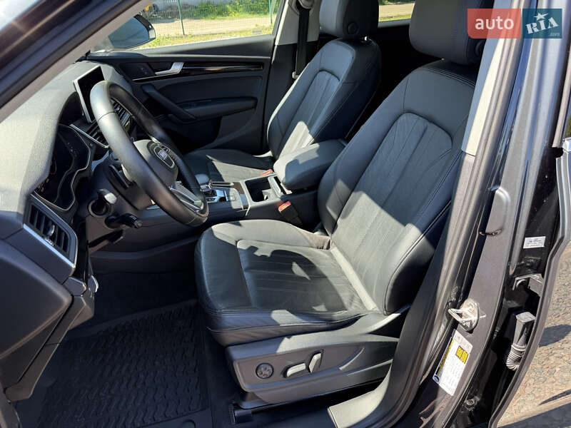 Внедорожник / Кроссовер Audi Q5 2017 в Киеве