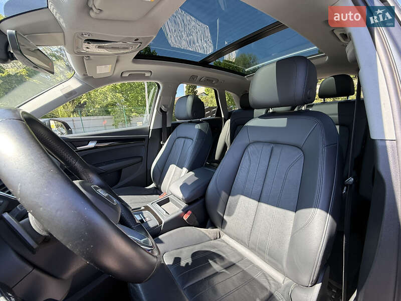 Внедорожник / Кроссовер Audi Q5 2017 в Киеве