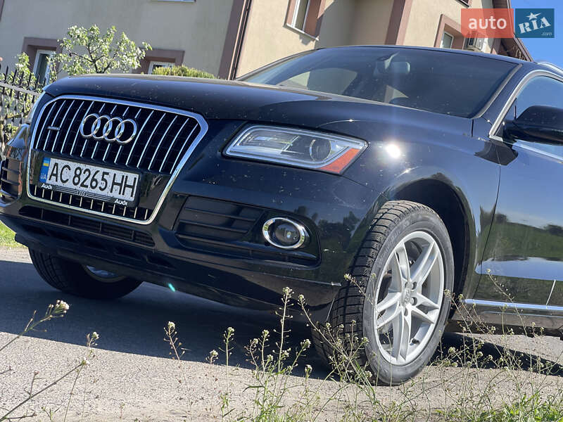 Внедорожник / Кроссовер Audi Q5 2017 в 