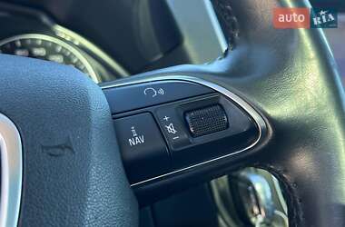 Позашляховик / Кросовер Audi Q5 2015 в 
