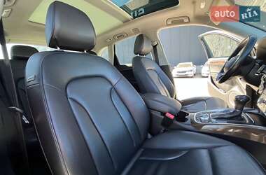 Позашляховик / Кросовер Audi Q5 2015 в 
